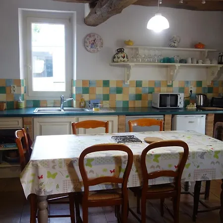 Superbe Cosy Et Rustique - Acces Piscine En Haute Saison 아파트 *